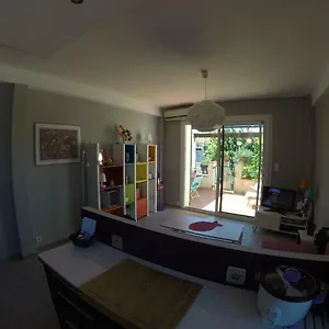 T2 Refait à Neuf, Terrasse 15m2 Appartement